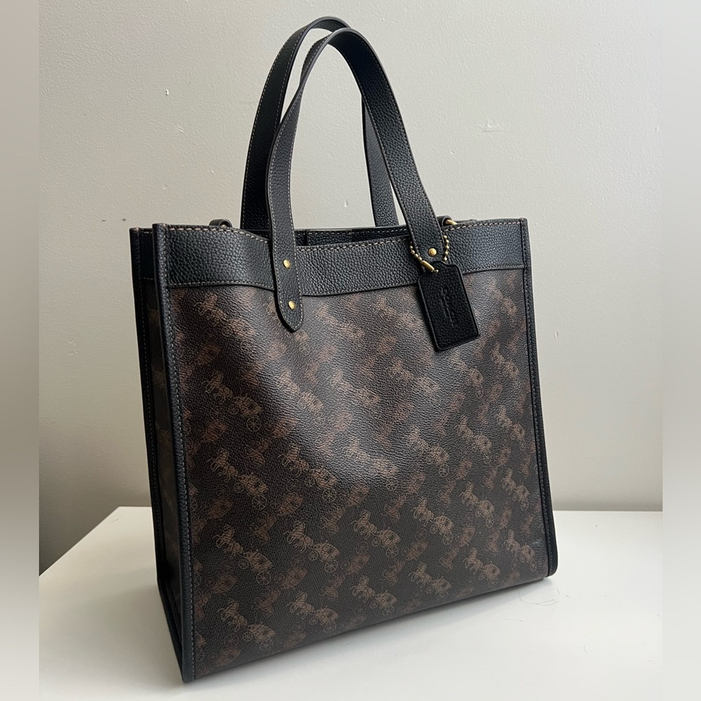 Coach Horse and Carriage Field Tote Crossbody